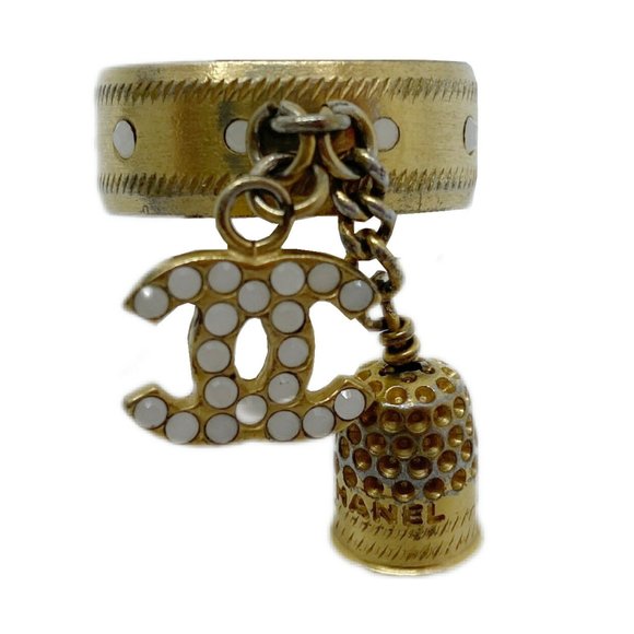 Chanel Coco Mark Gold Gold Plated ring - Picture 1 of 8